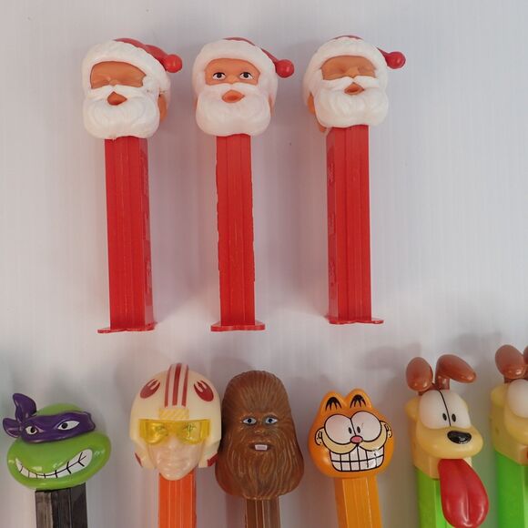 PEZ DISPENSER Disney Star Wars Garfield Holiday Figures Lot of 20 - Picture 5 of 16
